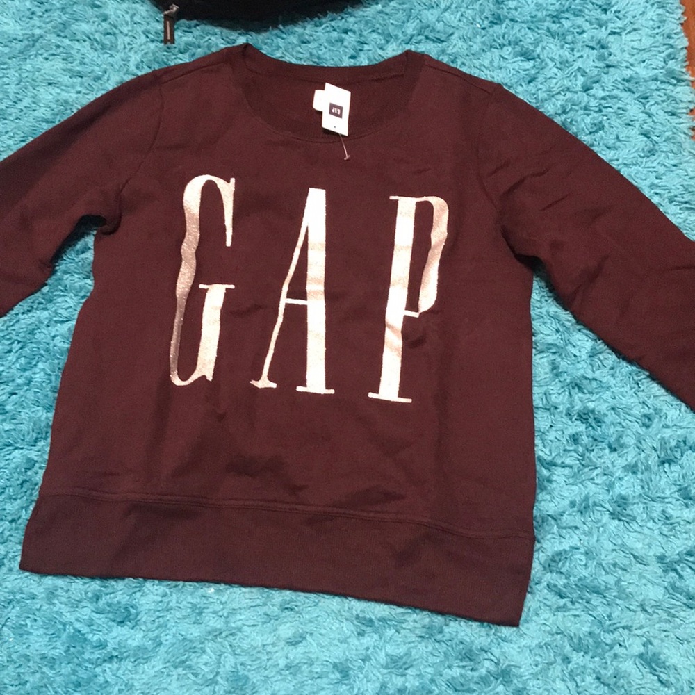 Gap crew neck